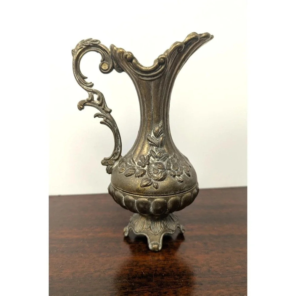 Vintage Italian Ornate Ewer Vase Floral Relief Rococo Victorian Style Brass 7
